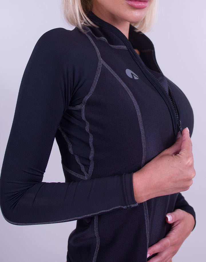 PERFORMANCE WEAR ΜΑΚΡΥΜΆΝΙΚΗ ΜΠΛΟΎΖΑ - ΓΥΝΑΙΚΕΊΑ