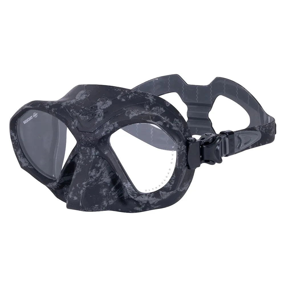 Beuchat Shark freediving mask